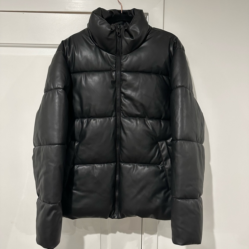 ZARA FAUX LEATHER PUFFER JACKET (NEW)